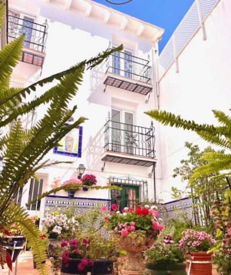 Hostal Enriqueta Marbella Exterior foto
